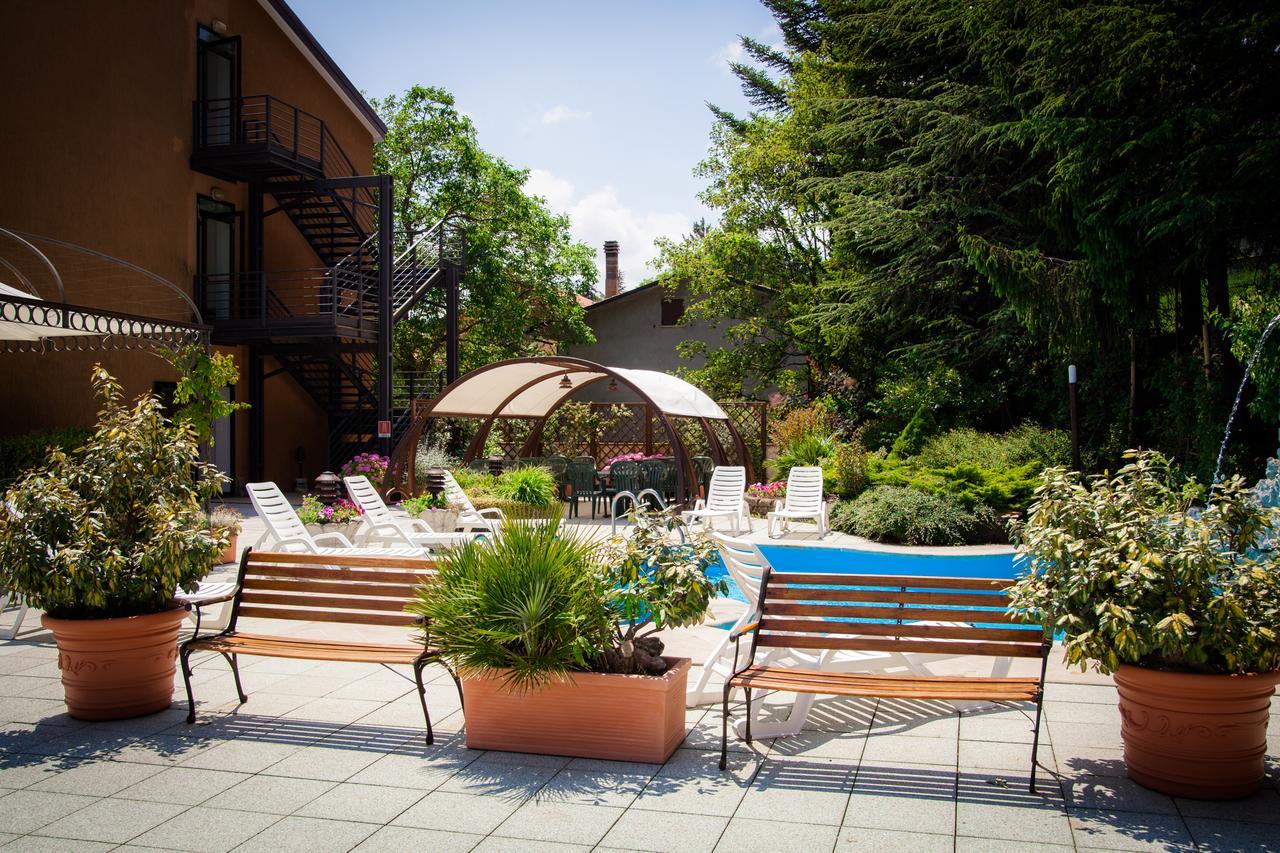 Hotel Ulisse Carpegna Exteriér fotografie